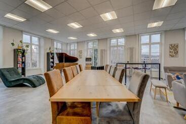 Apartmanszálloda The 5 Continents I By Stay Swiss