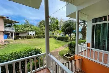 Hotelli Sabai Beach Resort