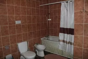 Majatalo садиба коренюки