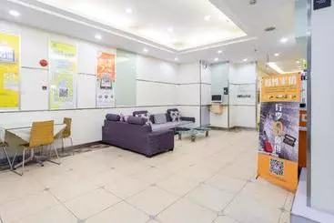 Hotelli 7days Inn Guangzhou Beijing Road Subway Station