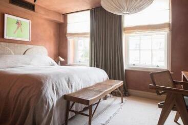 ホテル Bull Burford