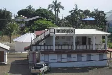 فندق Michelo Suites