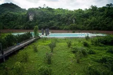 فندق Avartarn Miracles