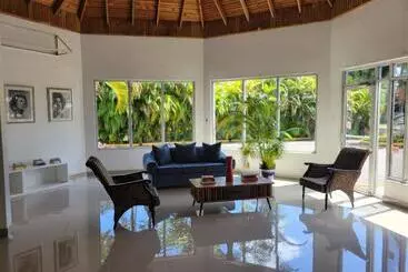 Hôtel Coral Seas Beach Resort