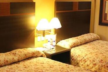 Hotel Plaza Las Quintas