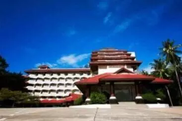 בית מלון כפרי Supar Royal Beach