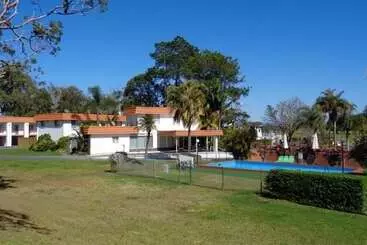 モーテル Moon River Motor Inn
