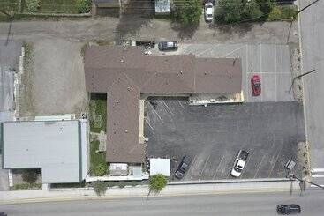 Creston Valley Motel