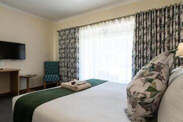 Gooderson Drakensberg Gardens Golf & Spa Resort