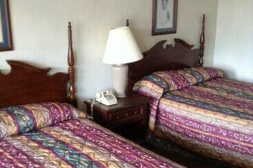 فندق على الطريق Northgate Inn