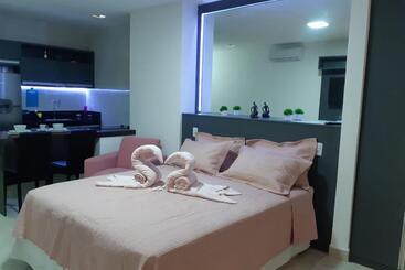 Pension Flats Baia Dos Porcos