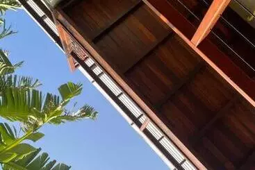 پانسیون Flats Baia Dos Porcos