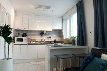 פנסיון Hello Seochon 1