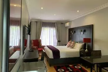 Majatalo Leighton Court