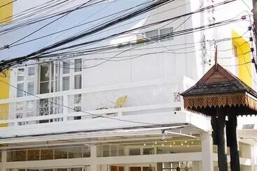 ホテル Concept Yard Chiangrai   Adults Only   Hostel