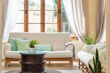 Mood Farmhouse B&b