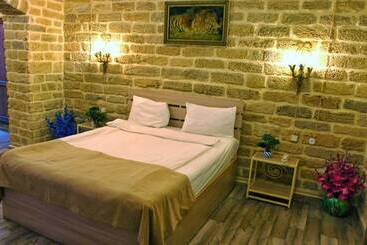 هتل Antique Palace