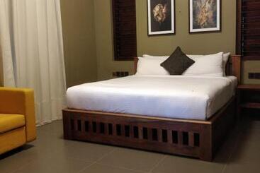 Hotel Barsati Ranches