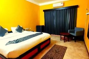 هتل Nv Beach Resort
