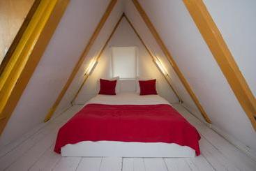 Rembrandtplein Bed And Breakfast