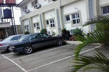 Pansiyon Royal Bit , Calabar