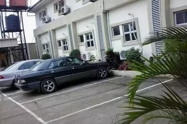 Pensione Royal Bit , Calabar