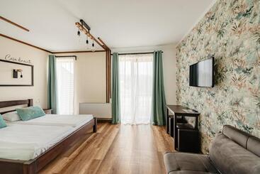 ペンション Casa Dinainte Young And Adults Only