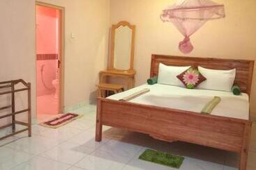 بنسيون Green Park Safari House & Eco Tree House