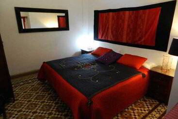 Hostal Villa Alicia Guest House