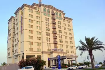 فندق Golden Tulip Al Khobar