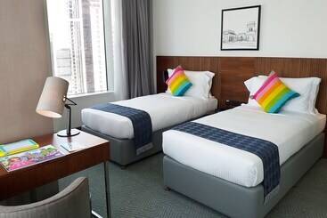 호텔 Somerset West Bay Doha