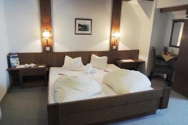 호텔 Tauernhaus Wisenegg