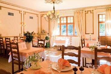 호텔 Logis Hôtel Teyssier