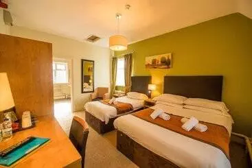 酒店 The Twelve Knights