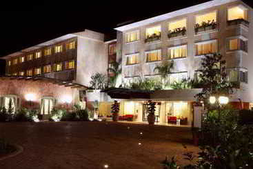 호텔 Semiramide Palace