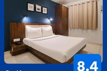 Fabhotel Shree Ram Palace