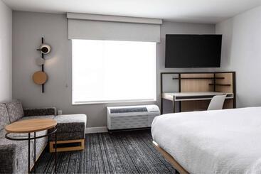 فندق Towneplace Suites By Marriott Milwaukee West Bend