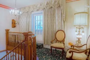 Heber Senator Bed And Breakfast