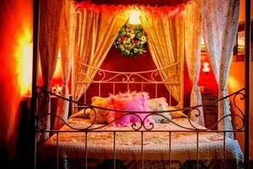 Pensión Room In Lodge   Romantic Getaway To Cuenca At La Quinta De Malu