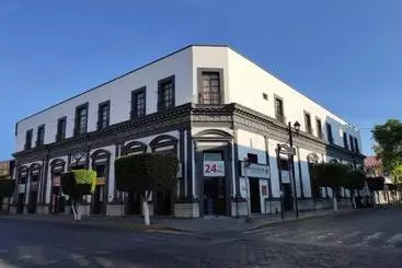 ホテル Plaza Iberia