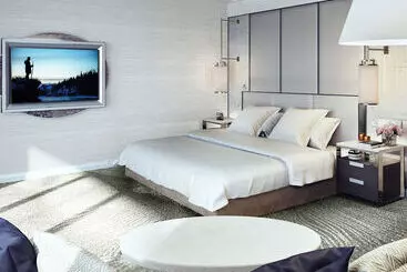 Отель Address Downtown