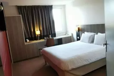 酒店 Kyriad Chartres