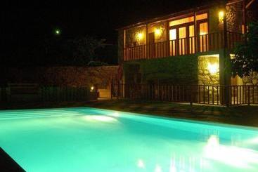 ホテル Outros Tempos   Turismo De Aldeia