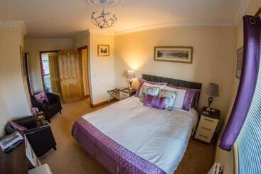 住宿加早餐  Ty Melin