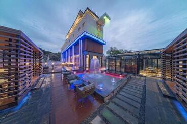 호텔 Yeon Hwa Moon