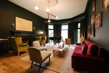 ホテル Rosemount Inn