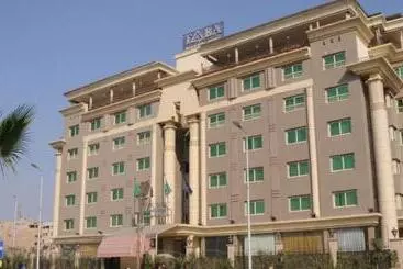 فندق Tiba Pyramids Resort