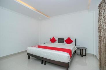 酒店 Collection O Cosmopolitan