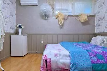 Roma Pension Boryeong