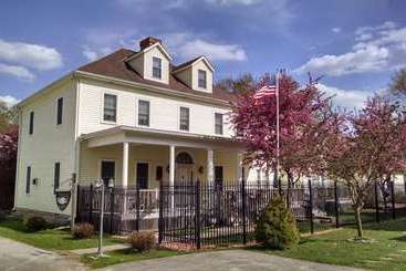 مبيت وإفطار Andor Wenneson Inn